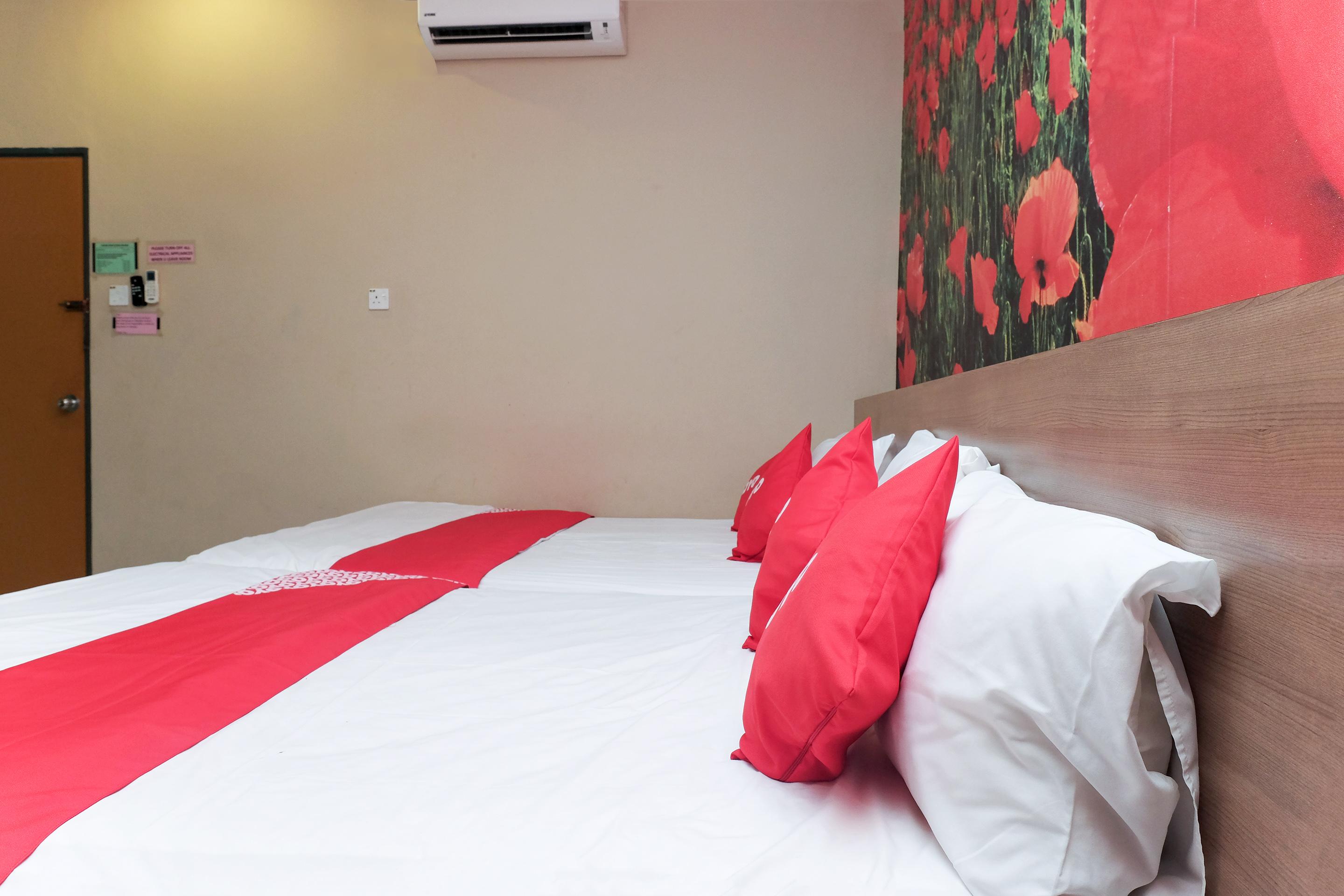 Super Oyo 89930 Golden Guest House Hotel Kuantan