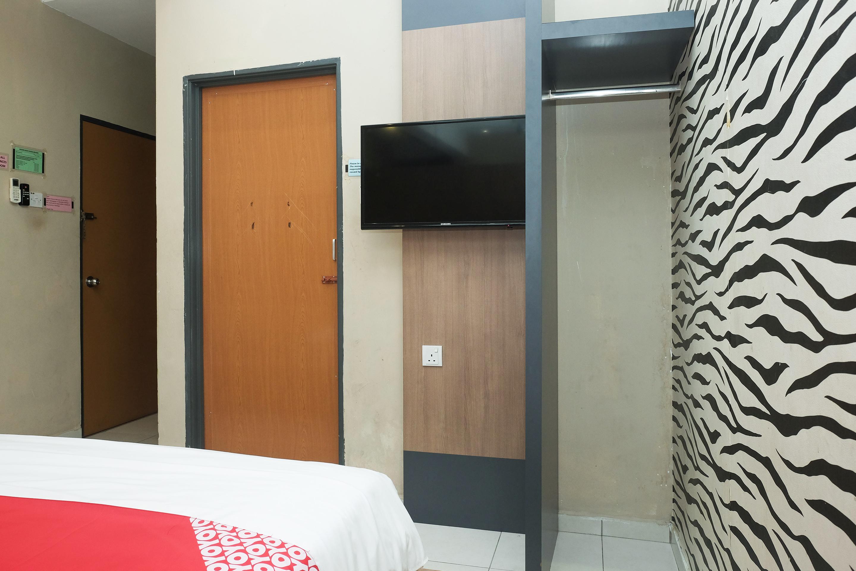 Super Oyo 89930 Golden Guest House Hotel Kuantan
